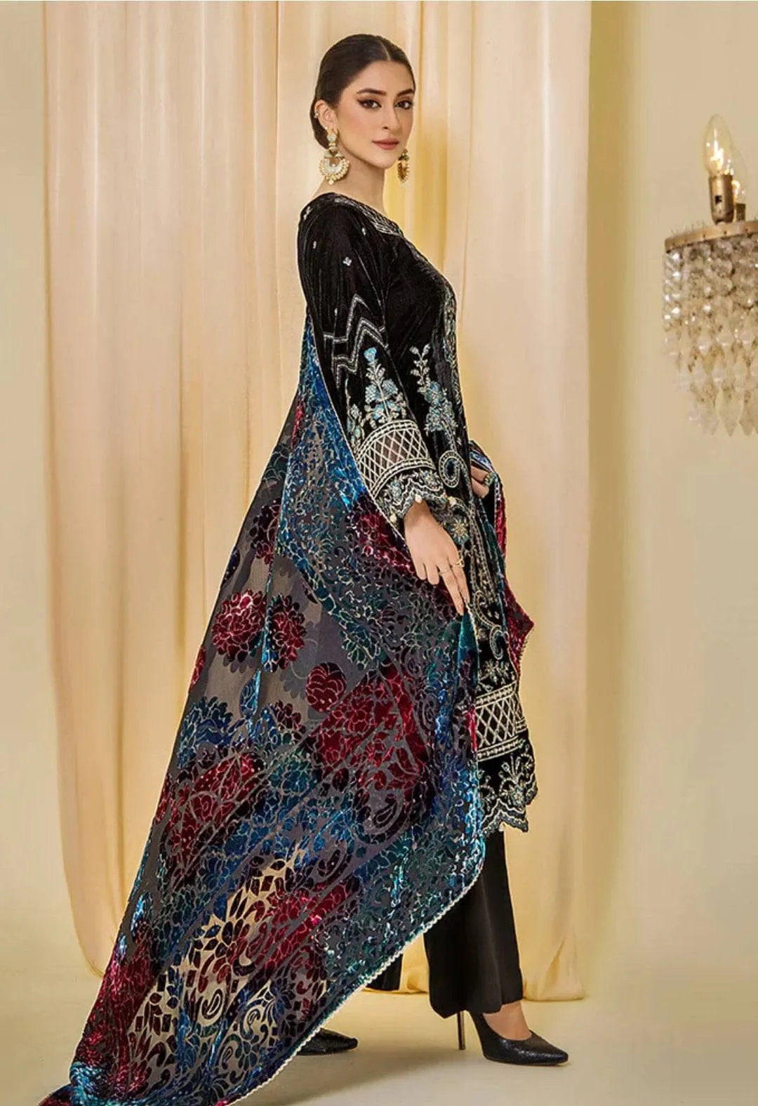 Adans Libas Velvet Palachi