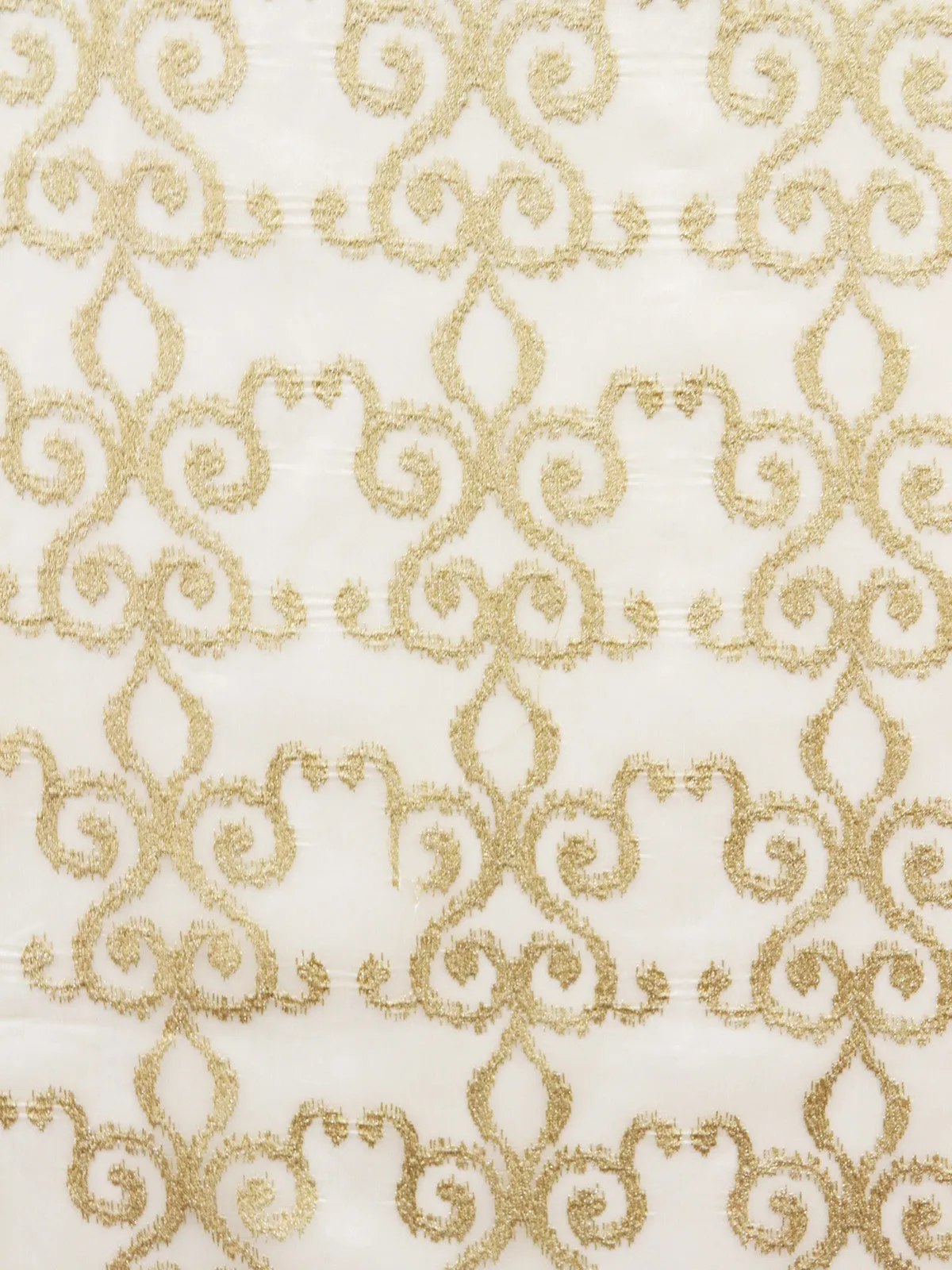 BANARAS WITH ZARI GOLD 108" (Sheer)