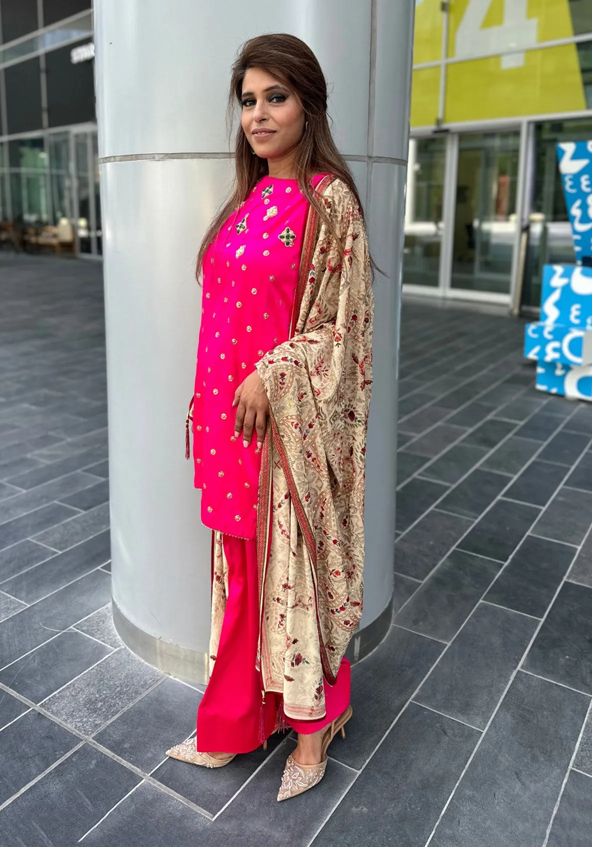 Beige Kashmiri Embroidered Dupatta