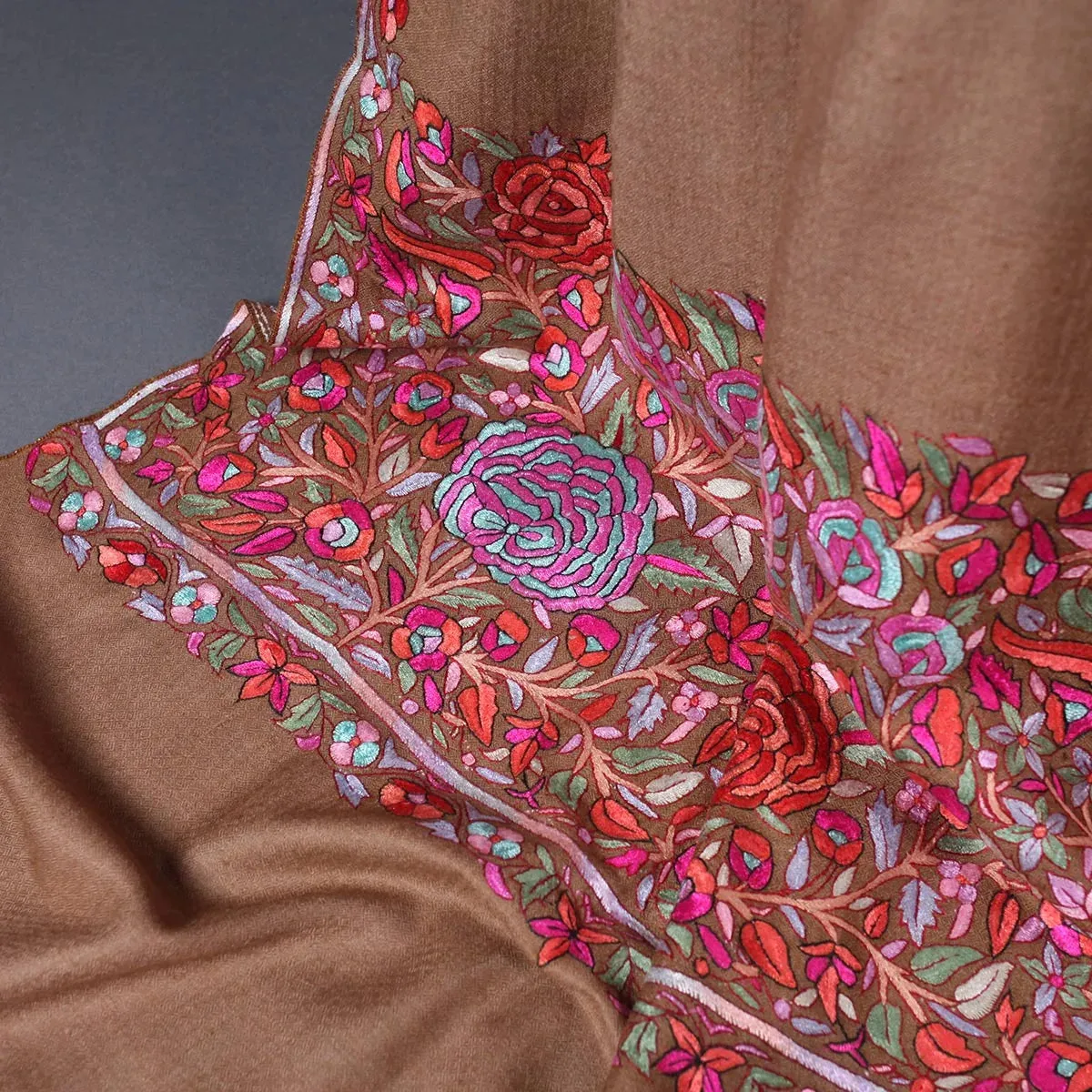 Big Paldar Sozni Embroidered Pashmina Shawl