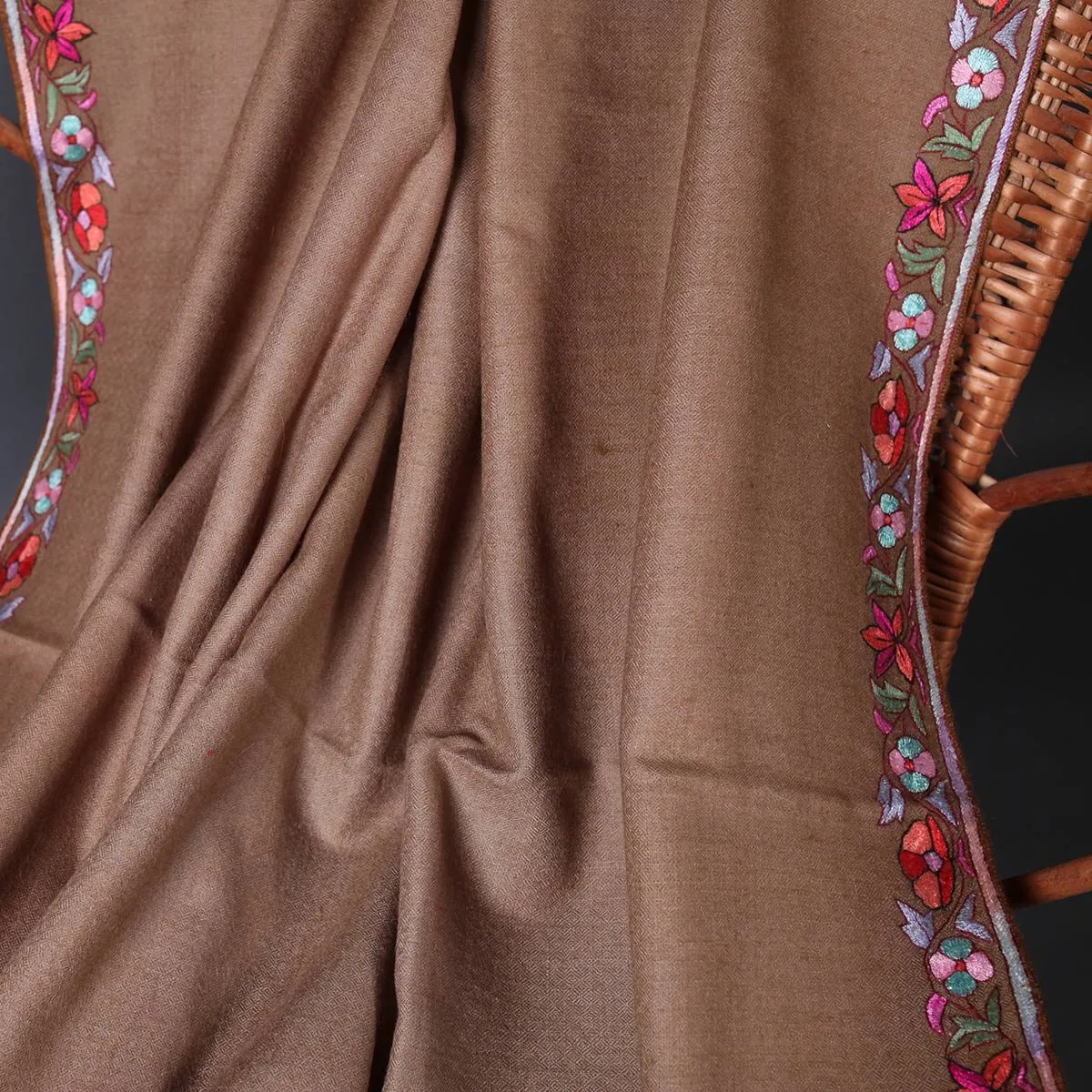 Big Paldar Sozni Embroidered Pashmina Shawl