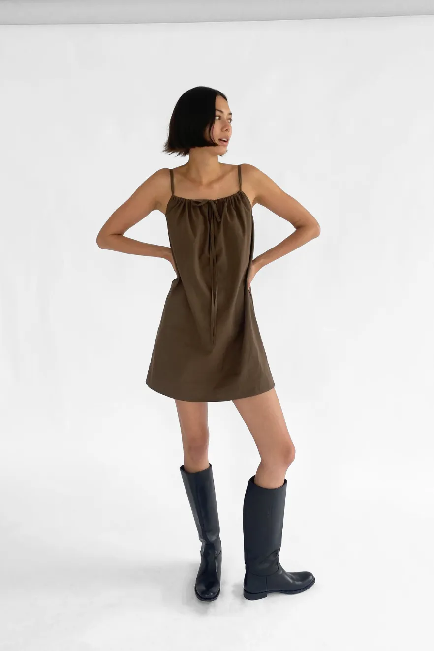Bow Dress in Chocolate