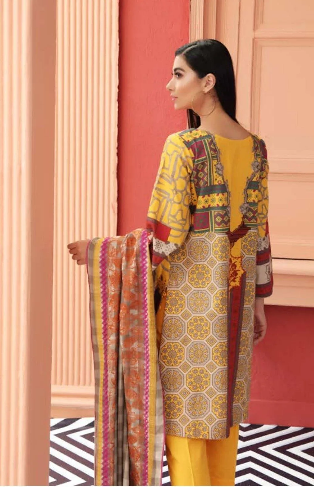Charizma Khaddar/Embroidered Shawl