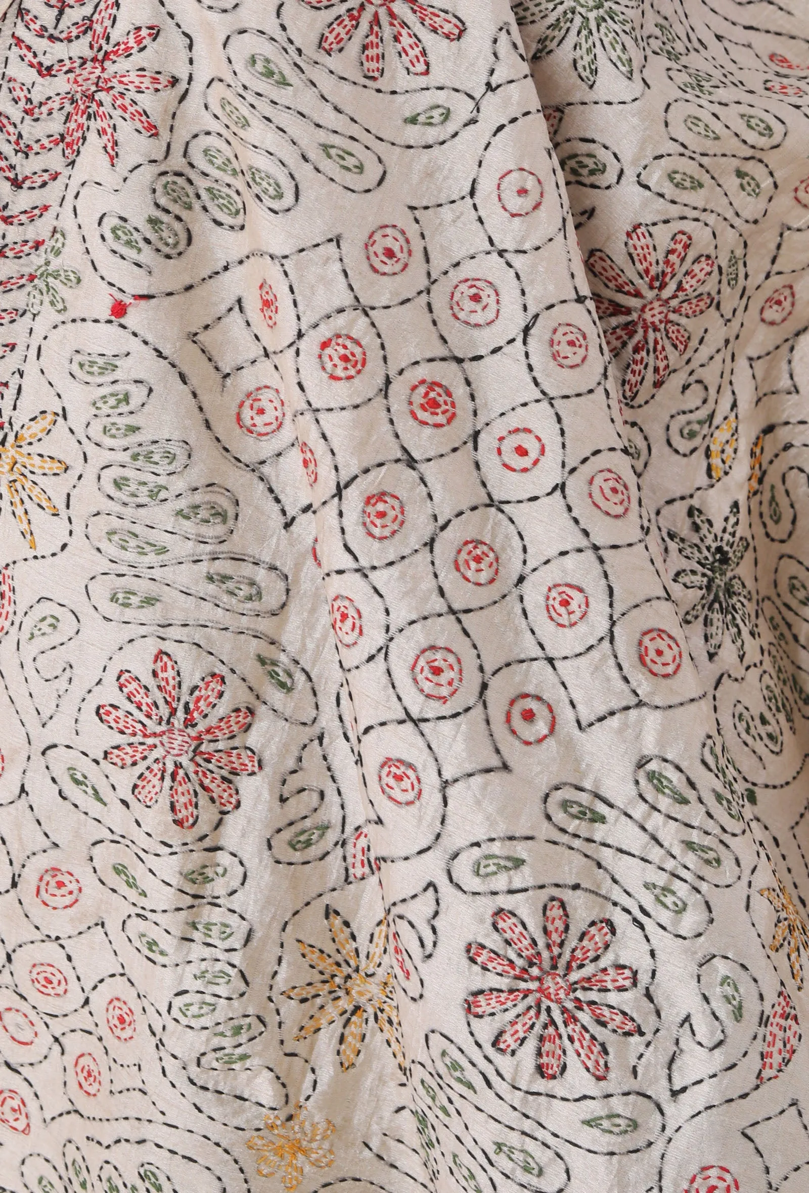 Chhavi hand embriodered kantha silk dupatta