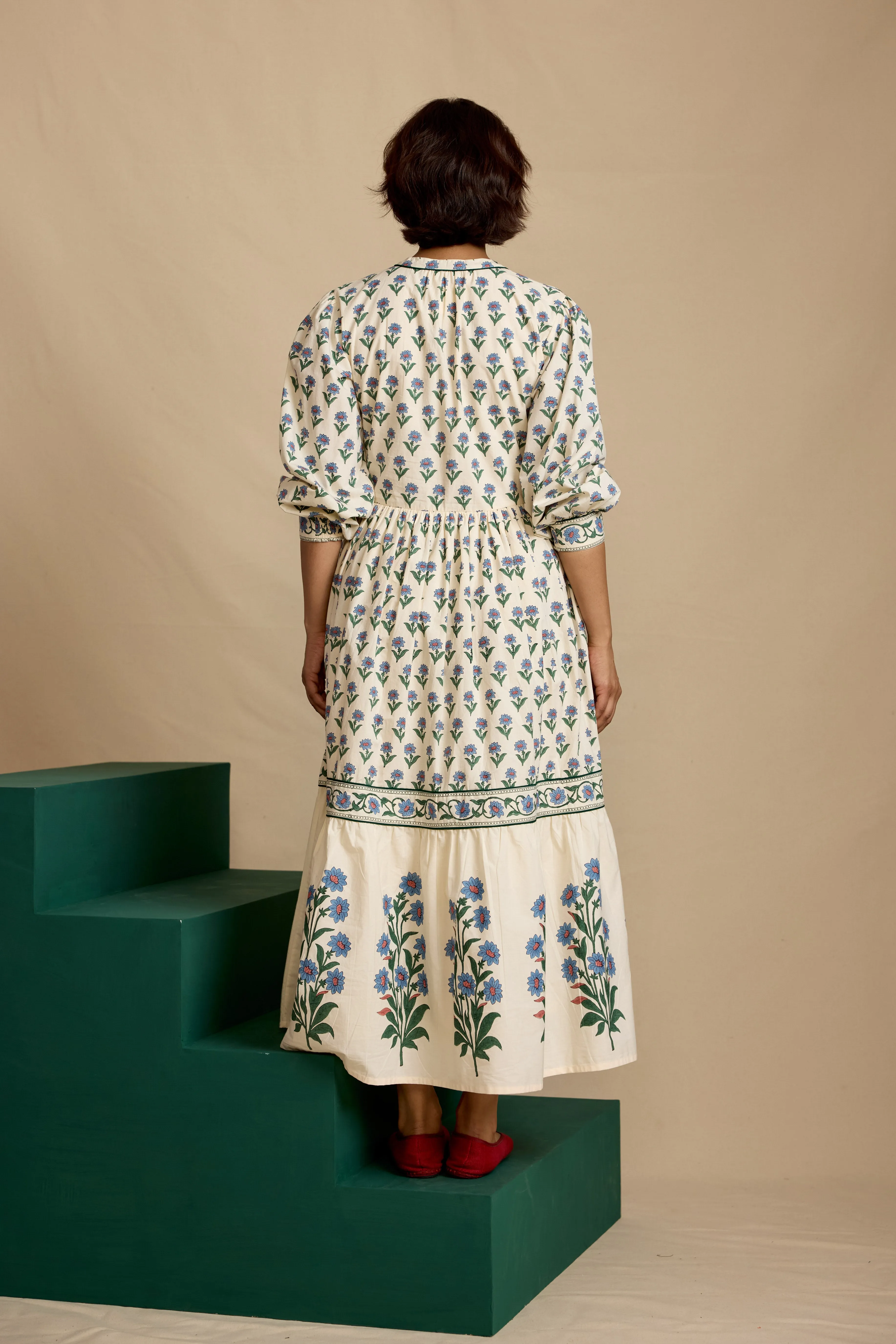Como Dress in Kashmir Flower