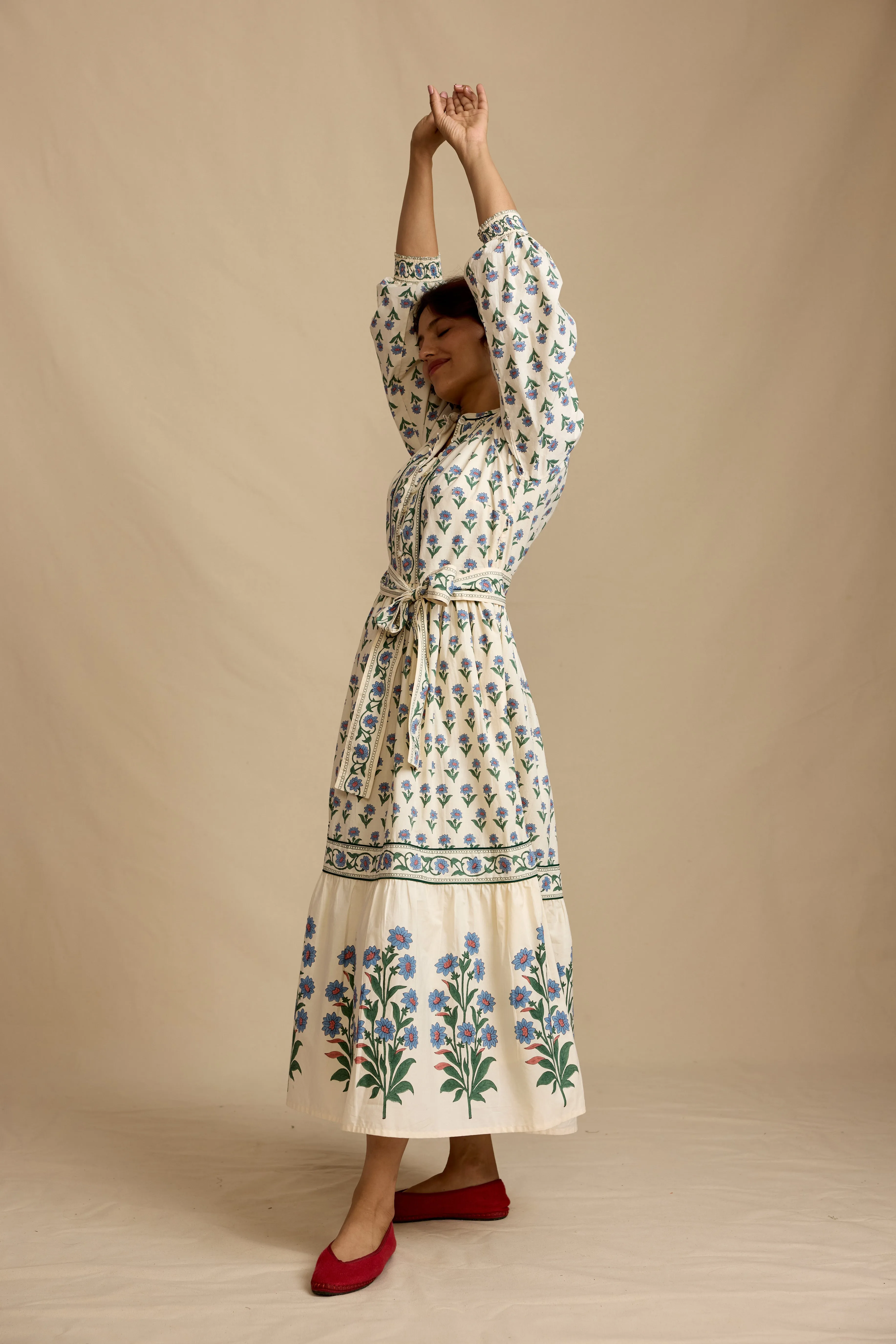 Como Dress in Kashmir Flower