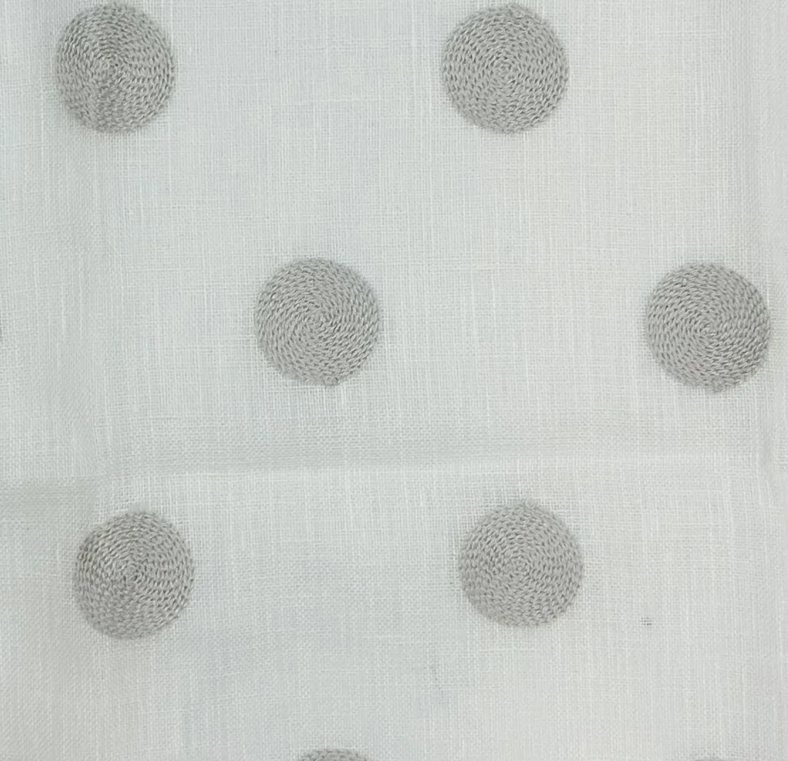 Daisy - Grey on Ivory