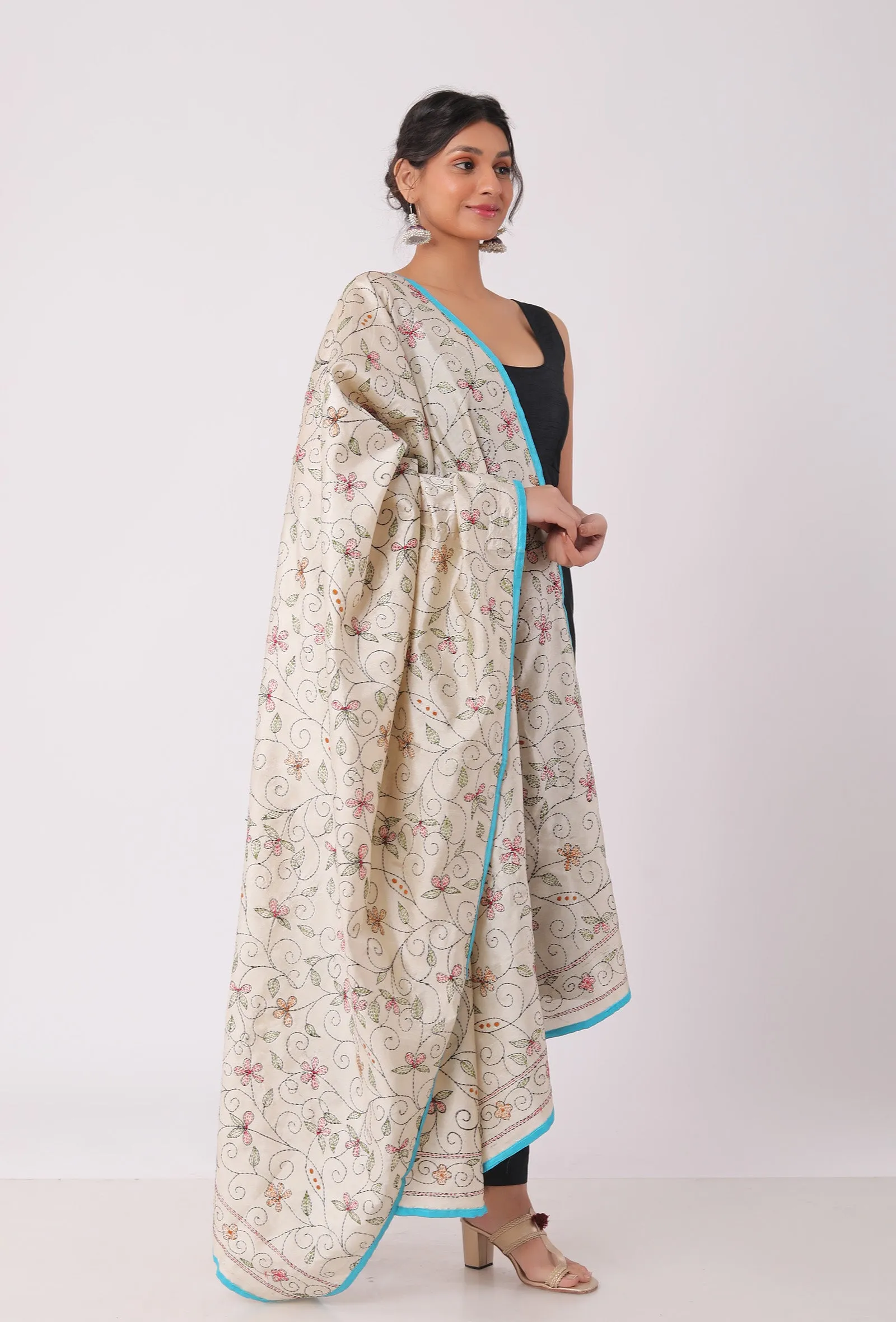 Damini hand embriodered kantha silk dupatta