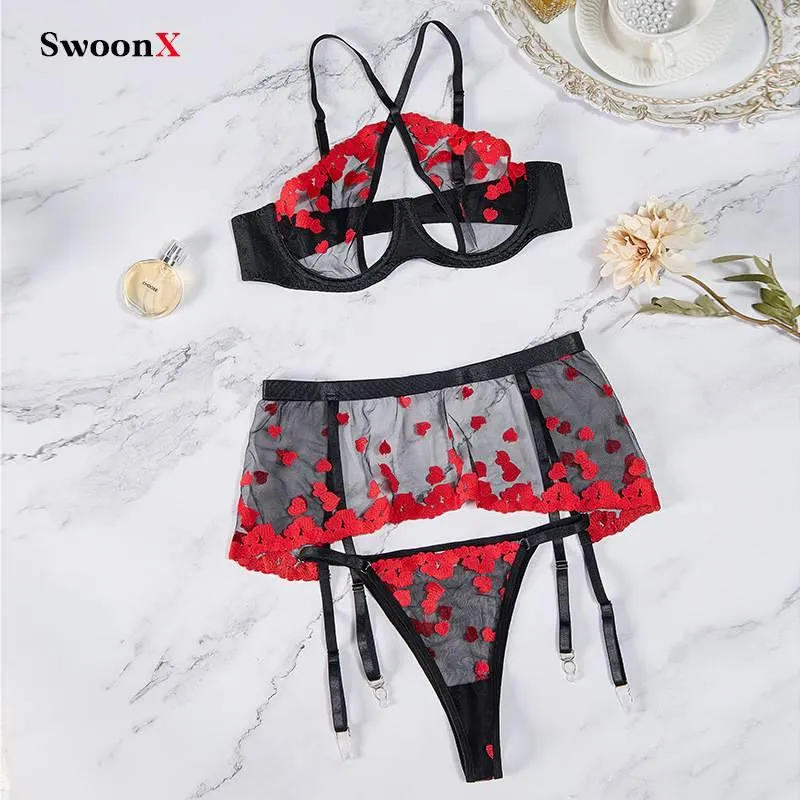 Embroidered Lace 3-Piece Lingerie Set - Seductive Nightwear