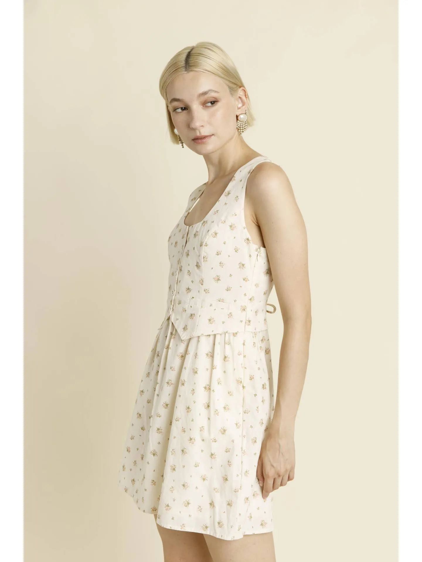 FLORAL MINI DRESS