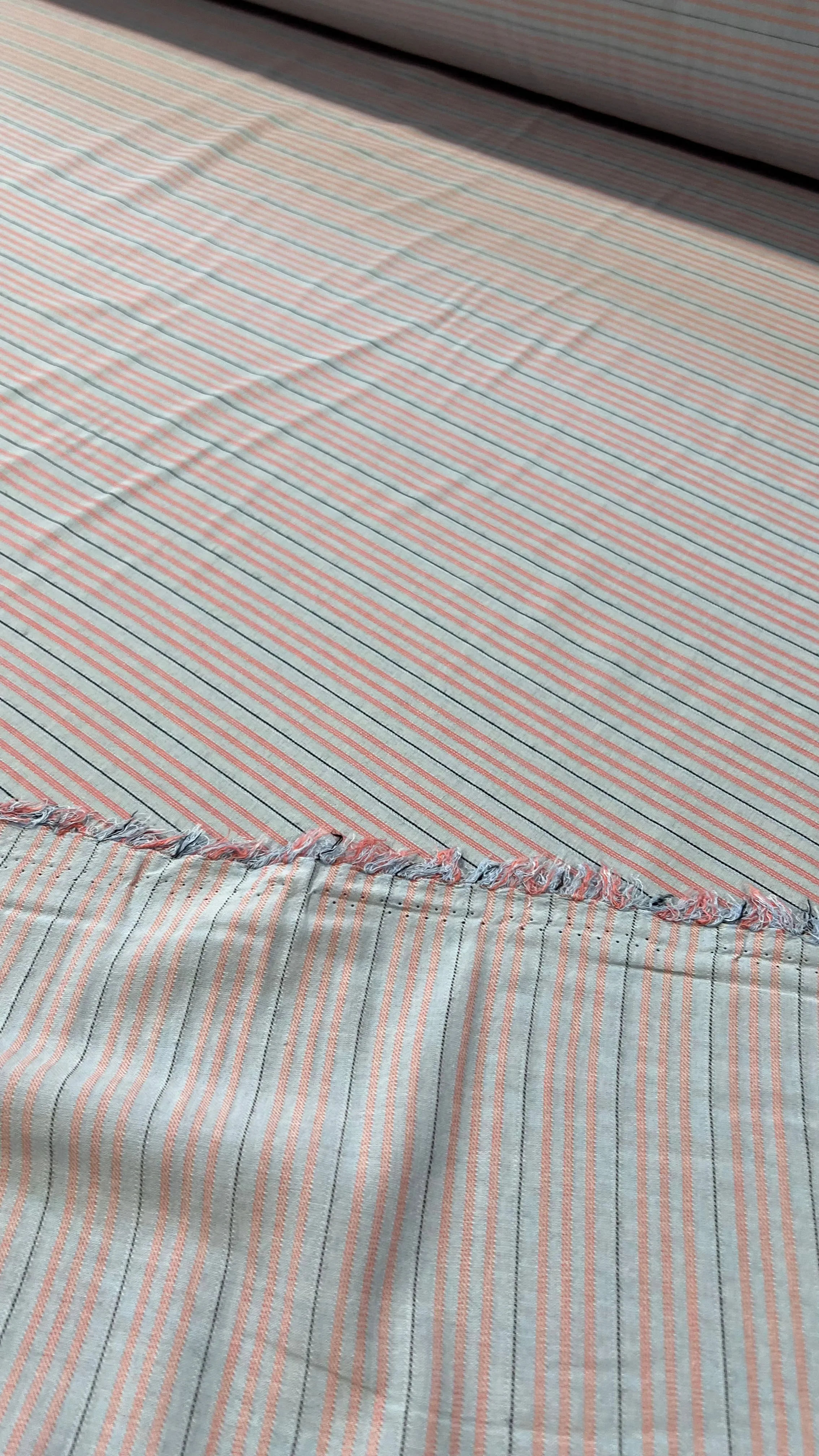 H01 NIKOS 016 woven cotton stripes baby blue/pink