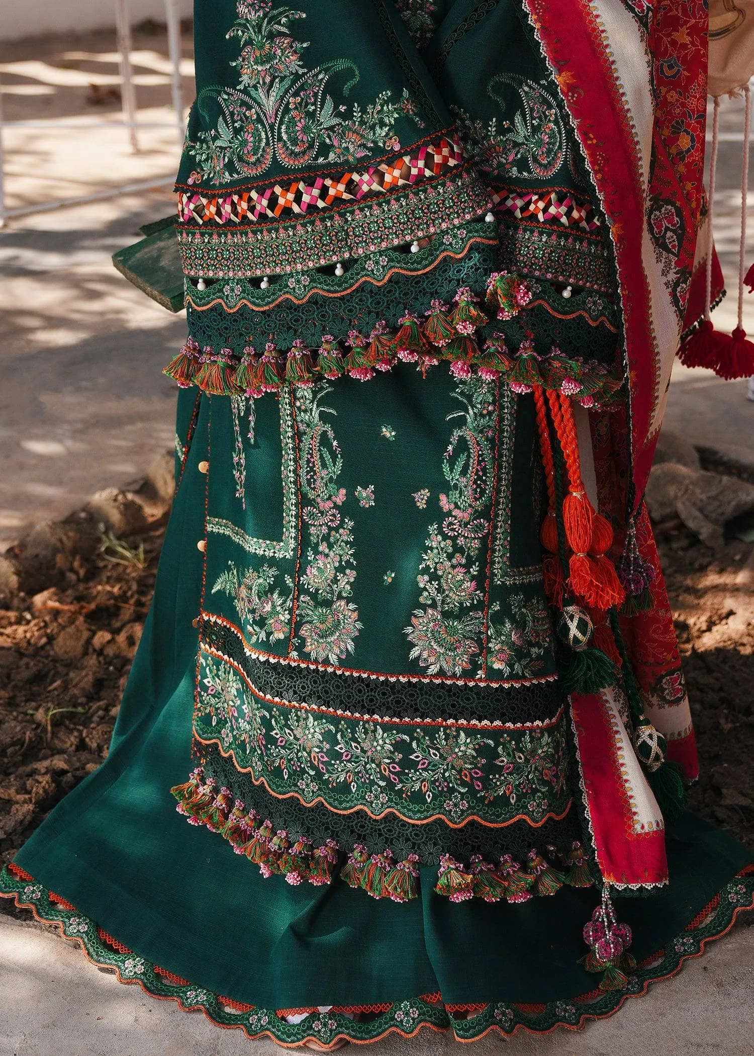 Hussain Rehar Winter Shawls/Masarrah