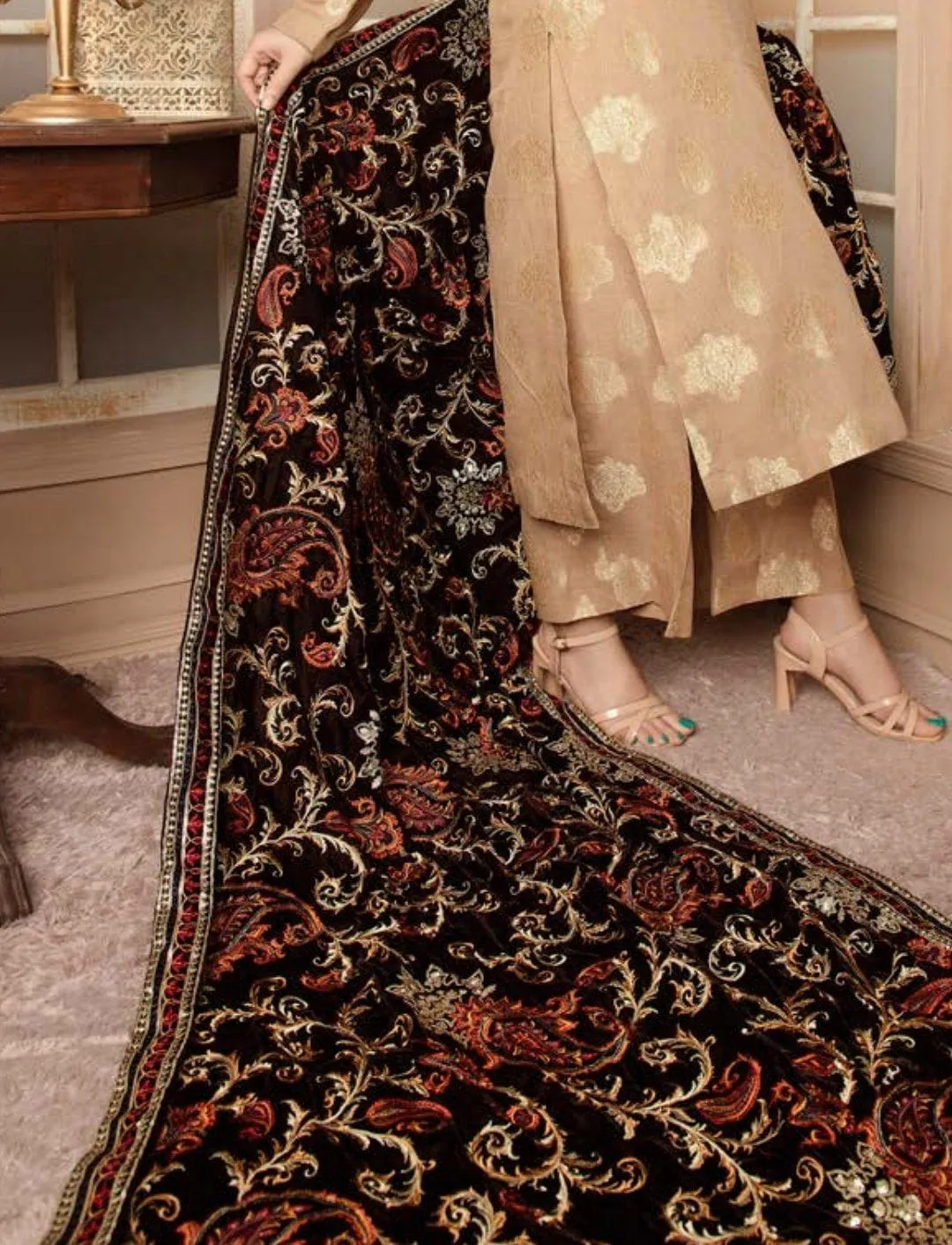 Jaune/Luxury Embroidered Velvet Shawl by Adans Libaas