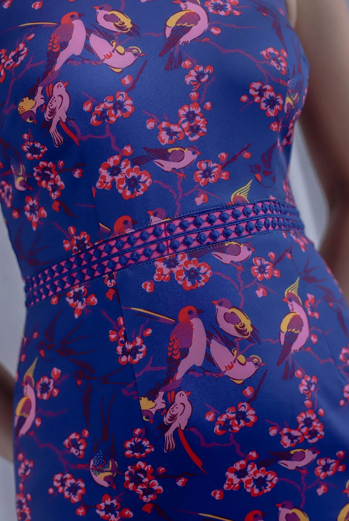Jennifer Floral Bird Halter Mermaid Dress In Navy Blue