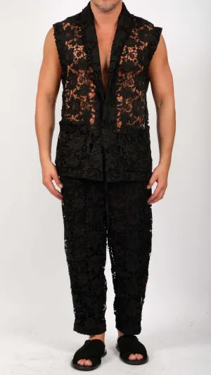 Lace Sleeveless Blazer