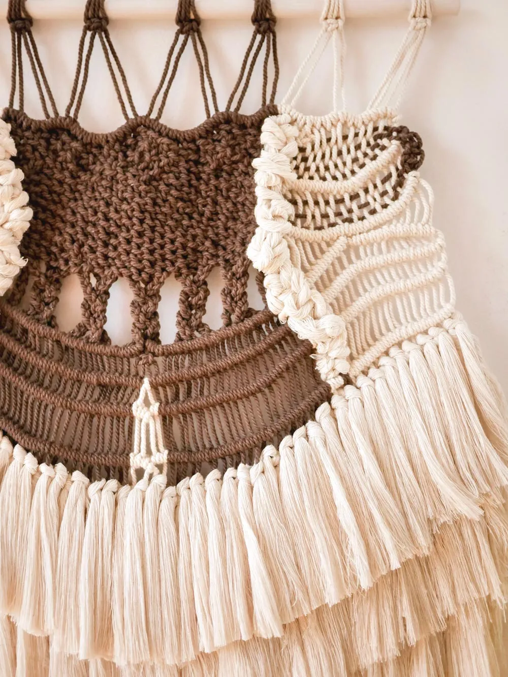Macramé wall hanging, "Ballerina"