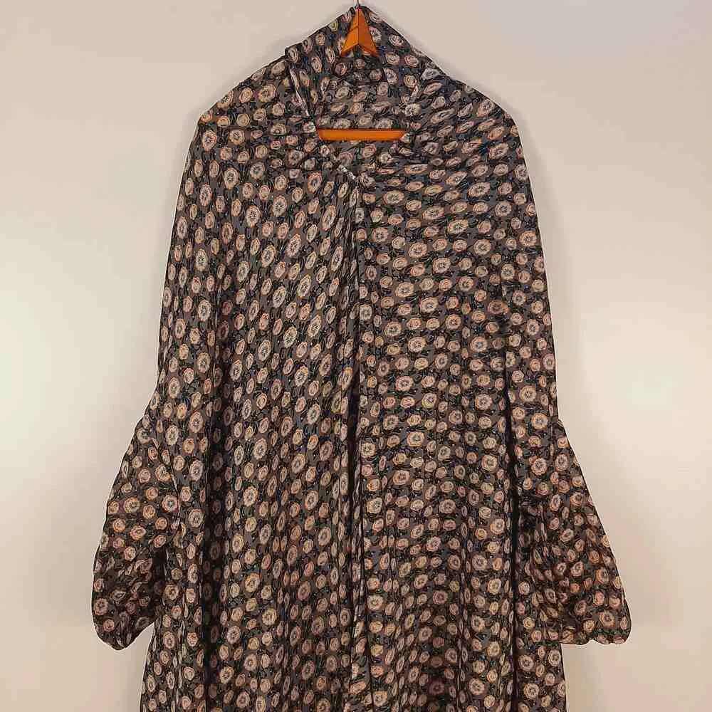 Namaz Chadar With Sleeves Printed Lawn - SH02