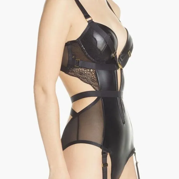 Nordstrom Ann Summers Bibiana Faux Leather Body Suit Garter Straps Medium D/DD