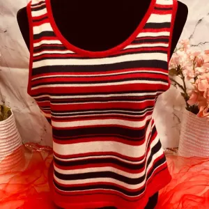 Petite R & K Sleeveless Blouse