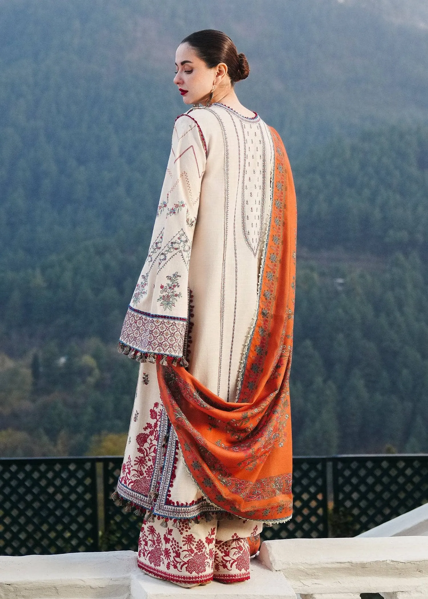 Restocked/Hussain Rehar Winter Shawls/Almas
