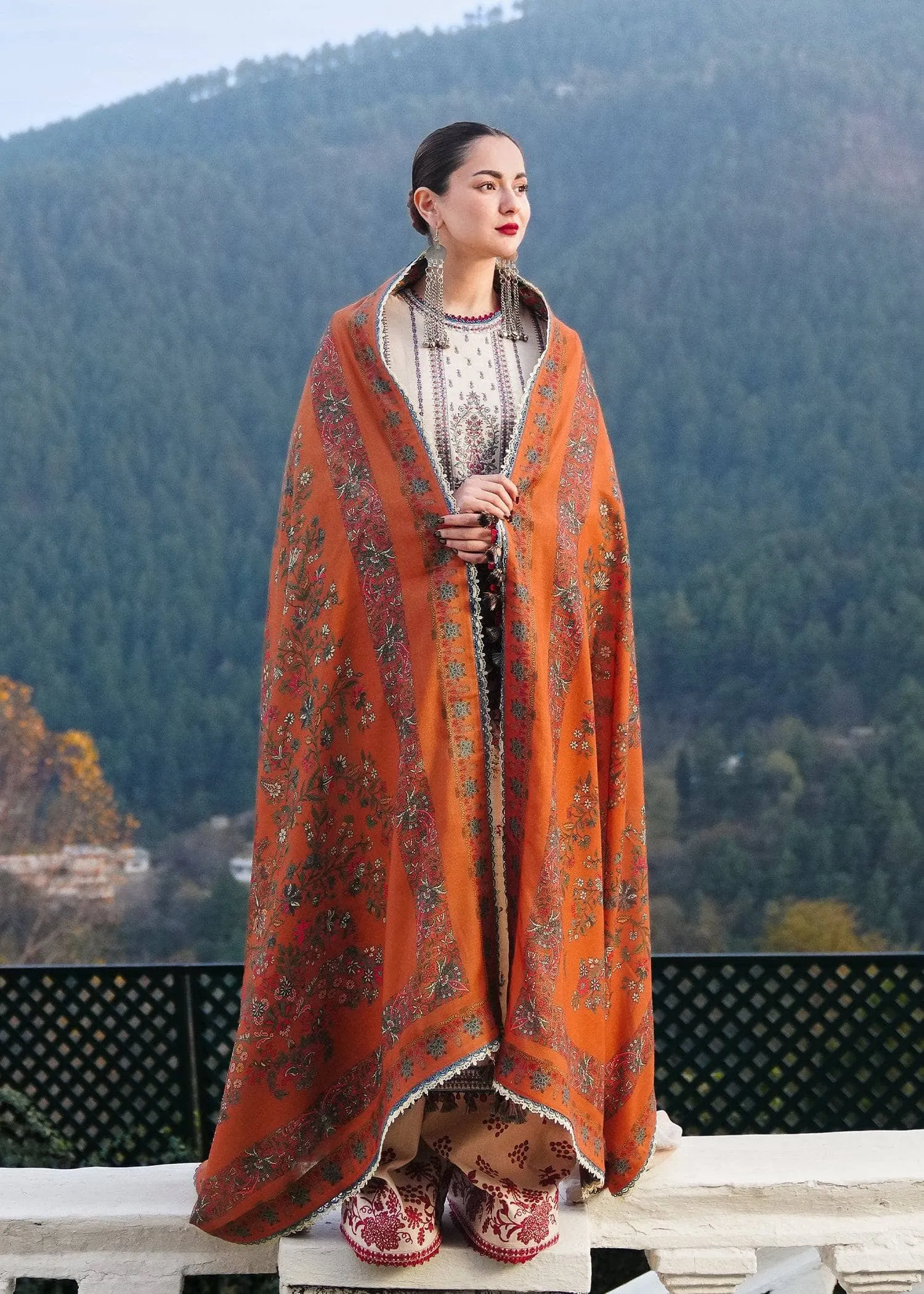 Restocked/Hussain Rehar Winter Shawls/Almas