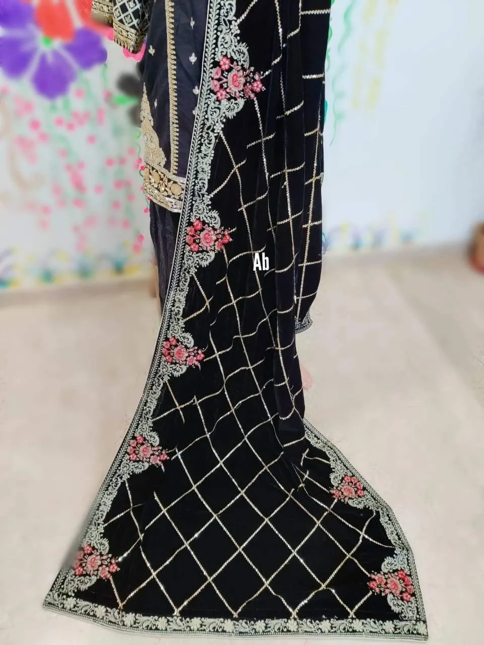 Restocked/Velvet Embroidered Shawl/D 6