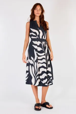 Sakanto Sleeveless Hoja Black