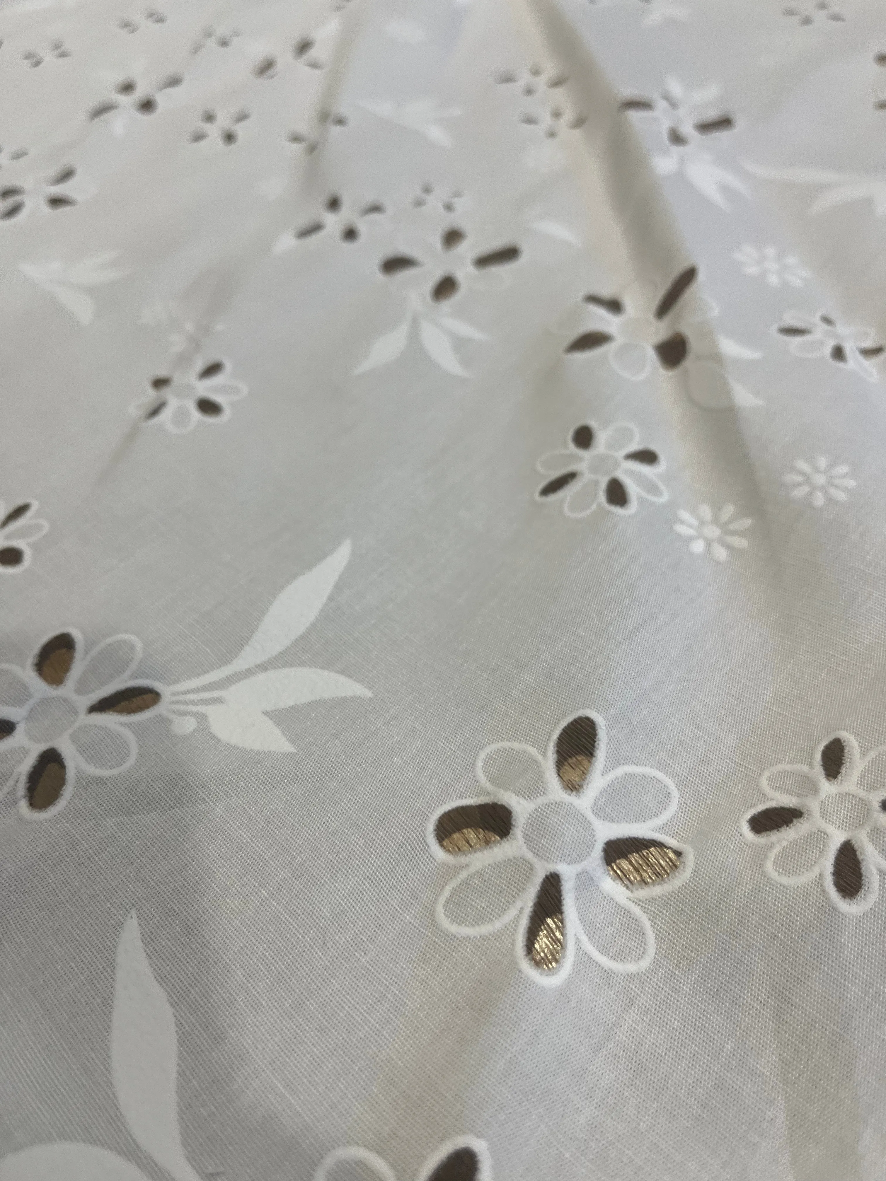 Sangallo cotton stretch lasercut puff print design 1 white