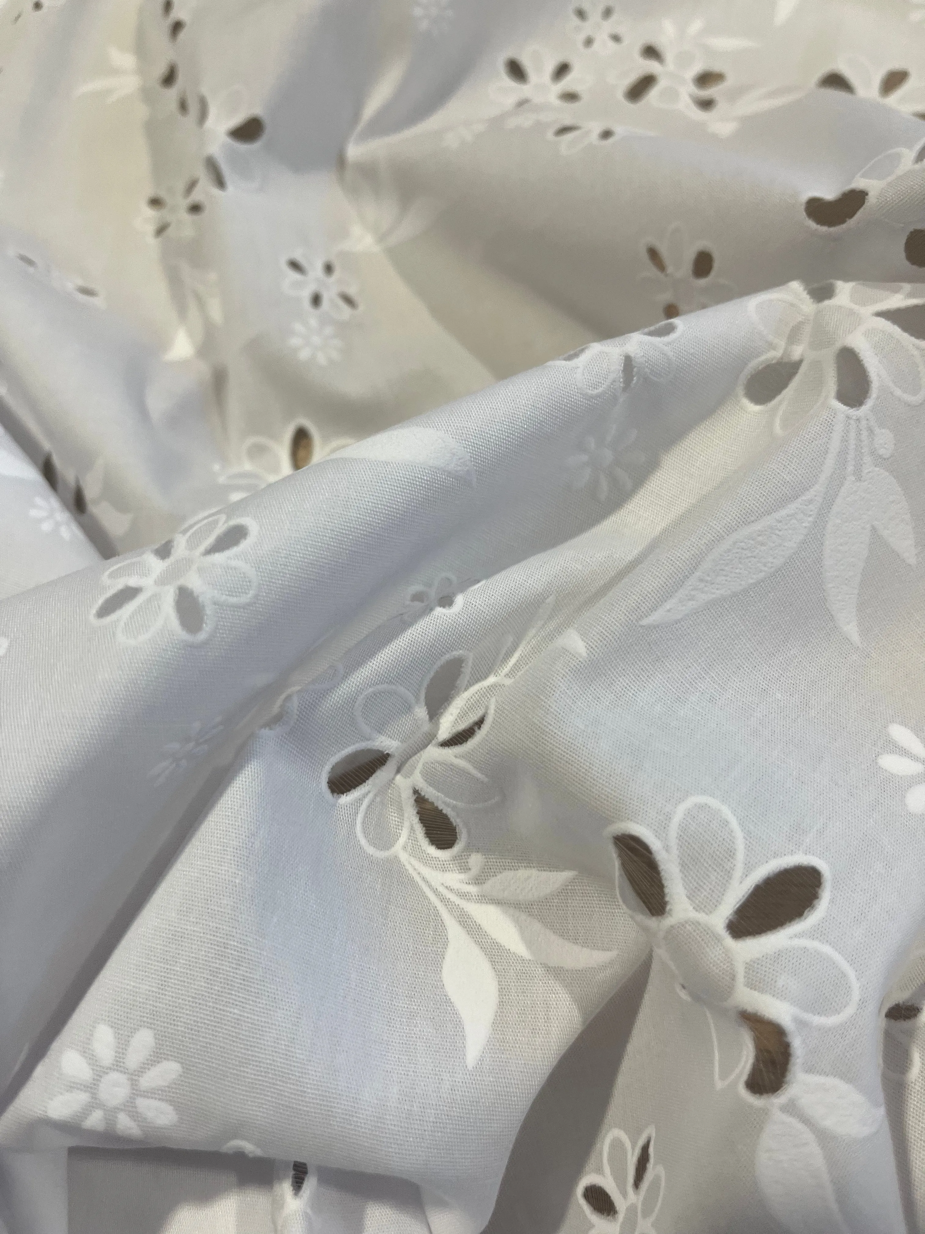 Sangallo cotton stretch lasercut puff print design 1 white