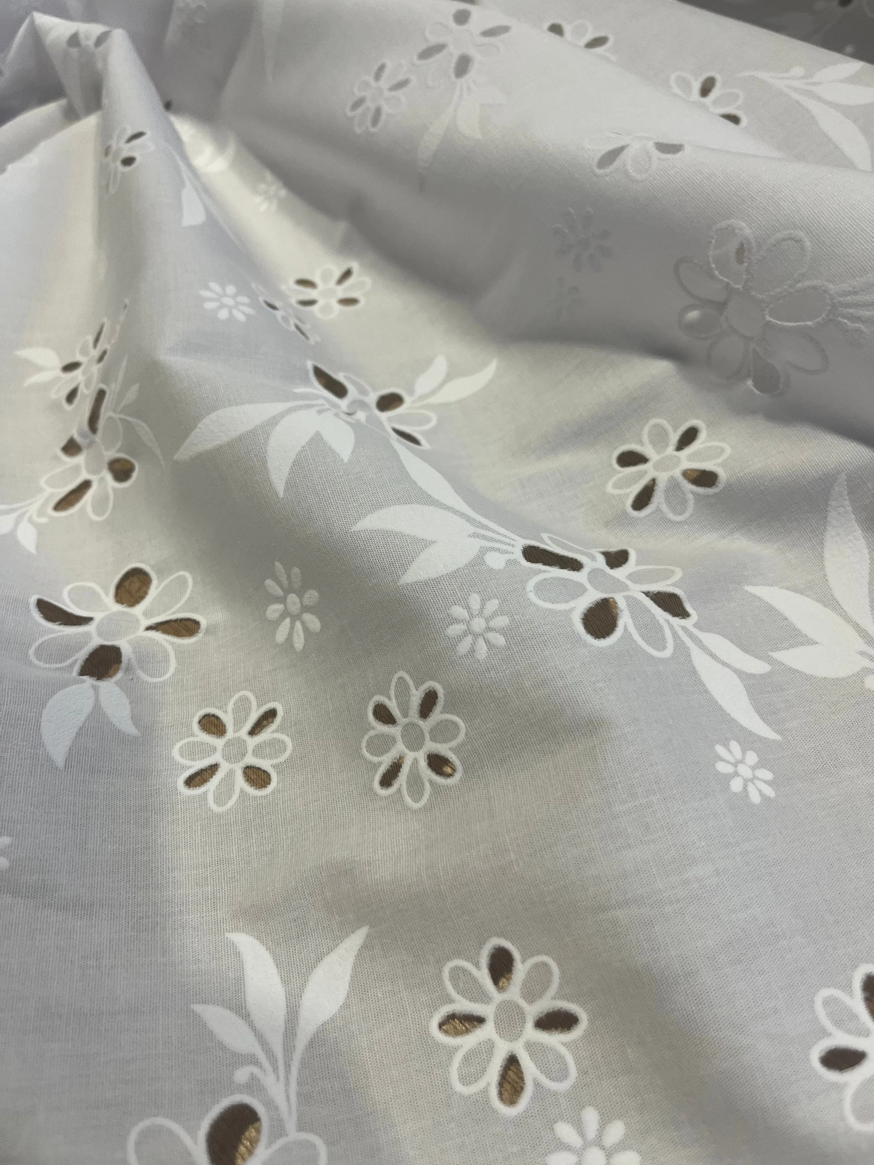 Sangallo cotton stretch lasercut puff print design 1 white
