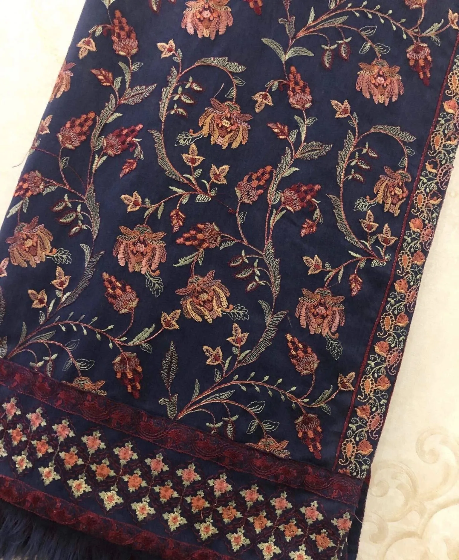 SARINNAH PREMIUM D45-FORMAL HEAVY EMBROIDED KARANDI SHAWL.