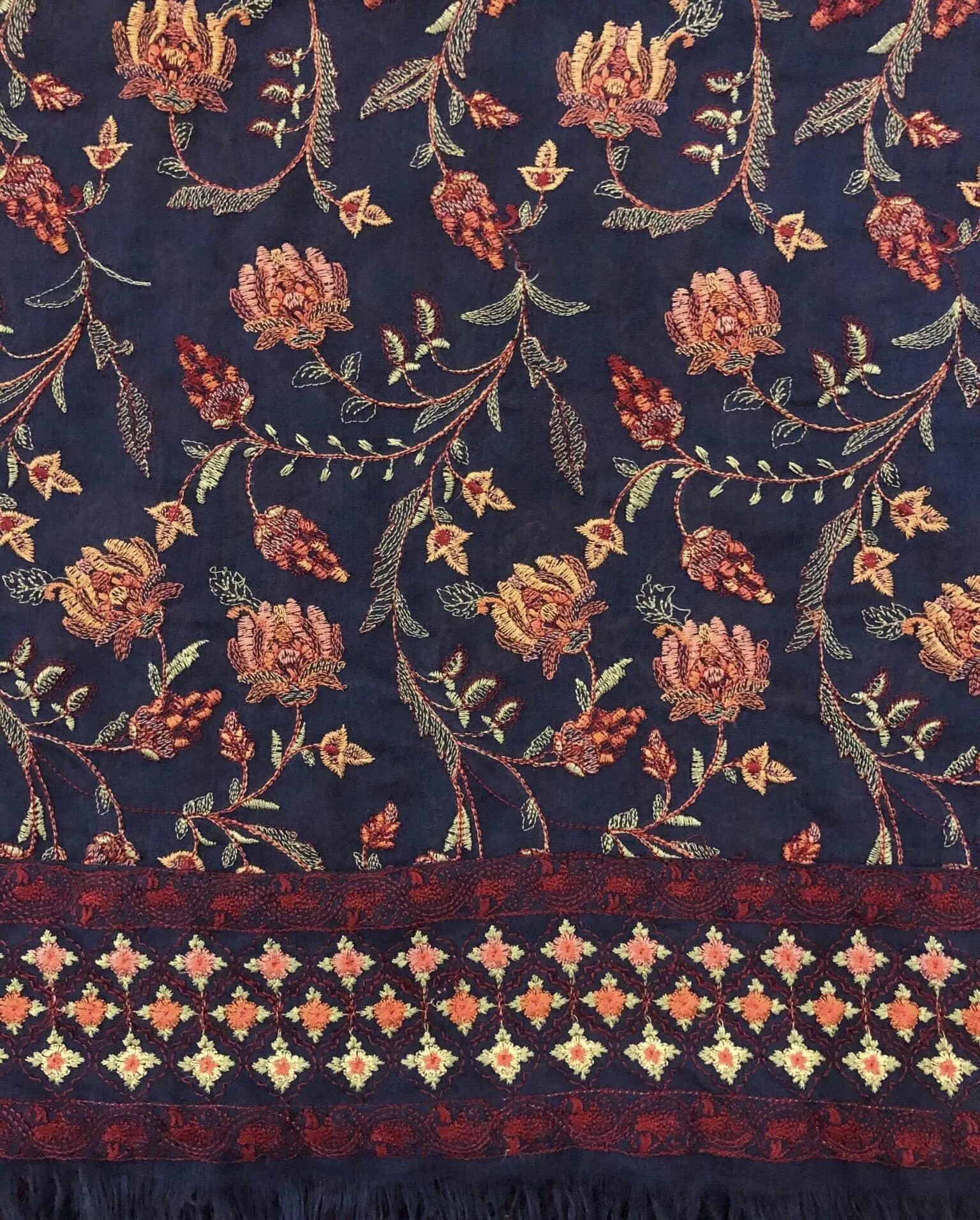 SARINNAH PREMIUM D45-FORMAL HEAVY EMBROIDED KARANDI SHAWL.