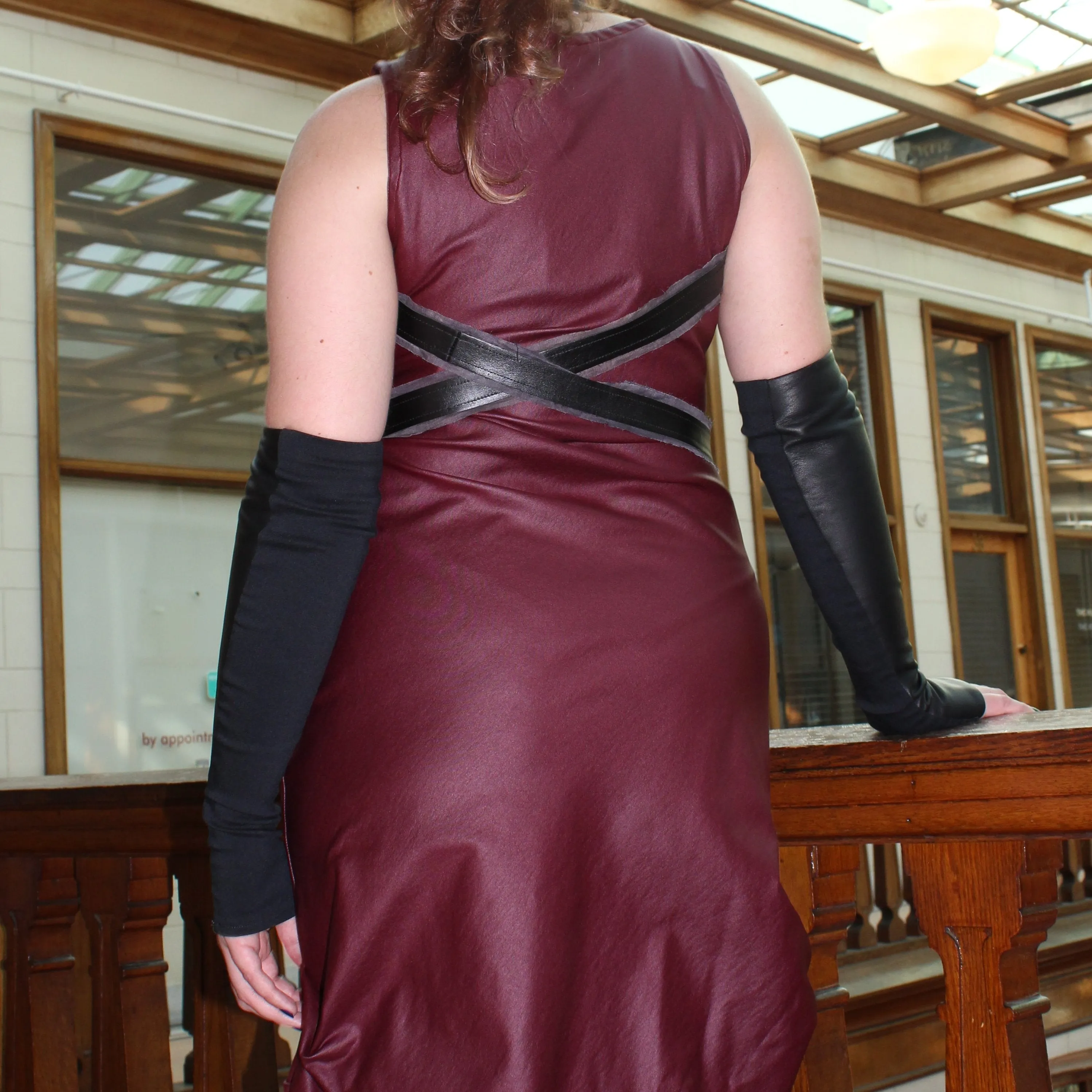 Sleeves in Black Leather by Kim Schalk
