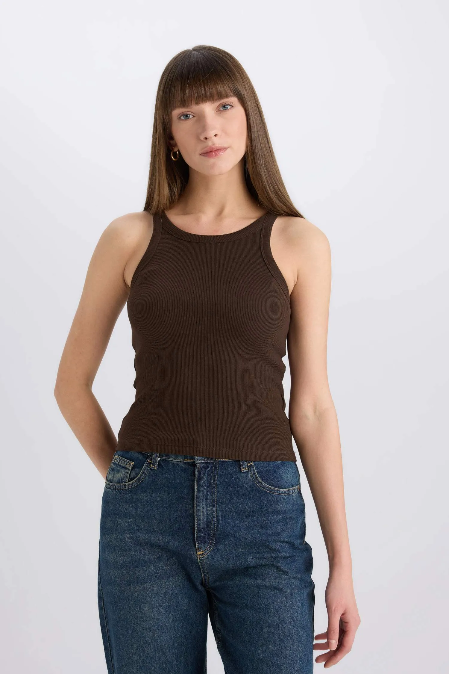 Slim Fit Camisole Halter Collar Tank Top
