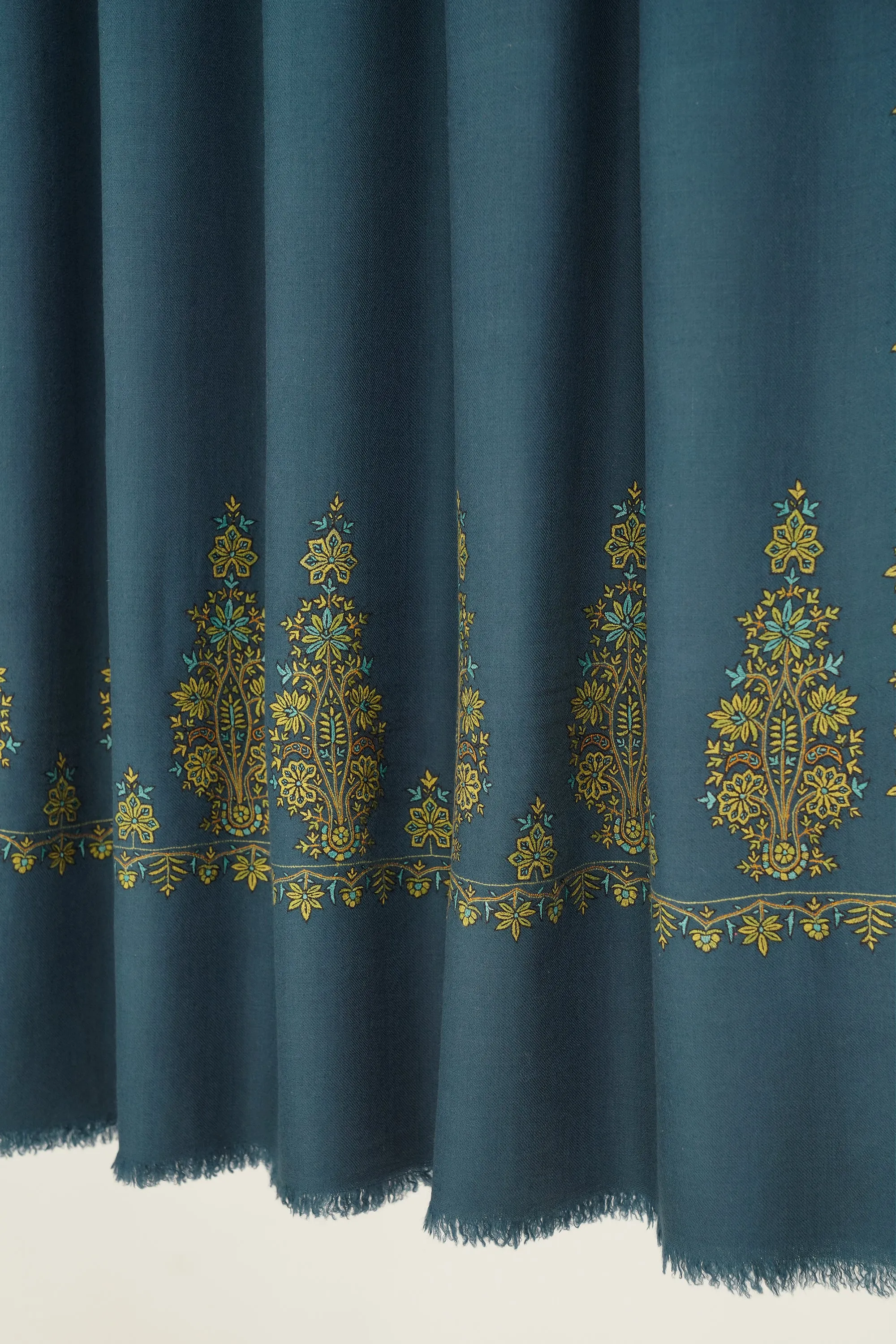 Sozni Faiza Palledar Hand Embroidered Pashmina Shawl Spruce