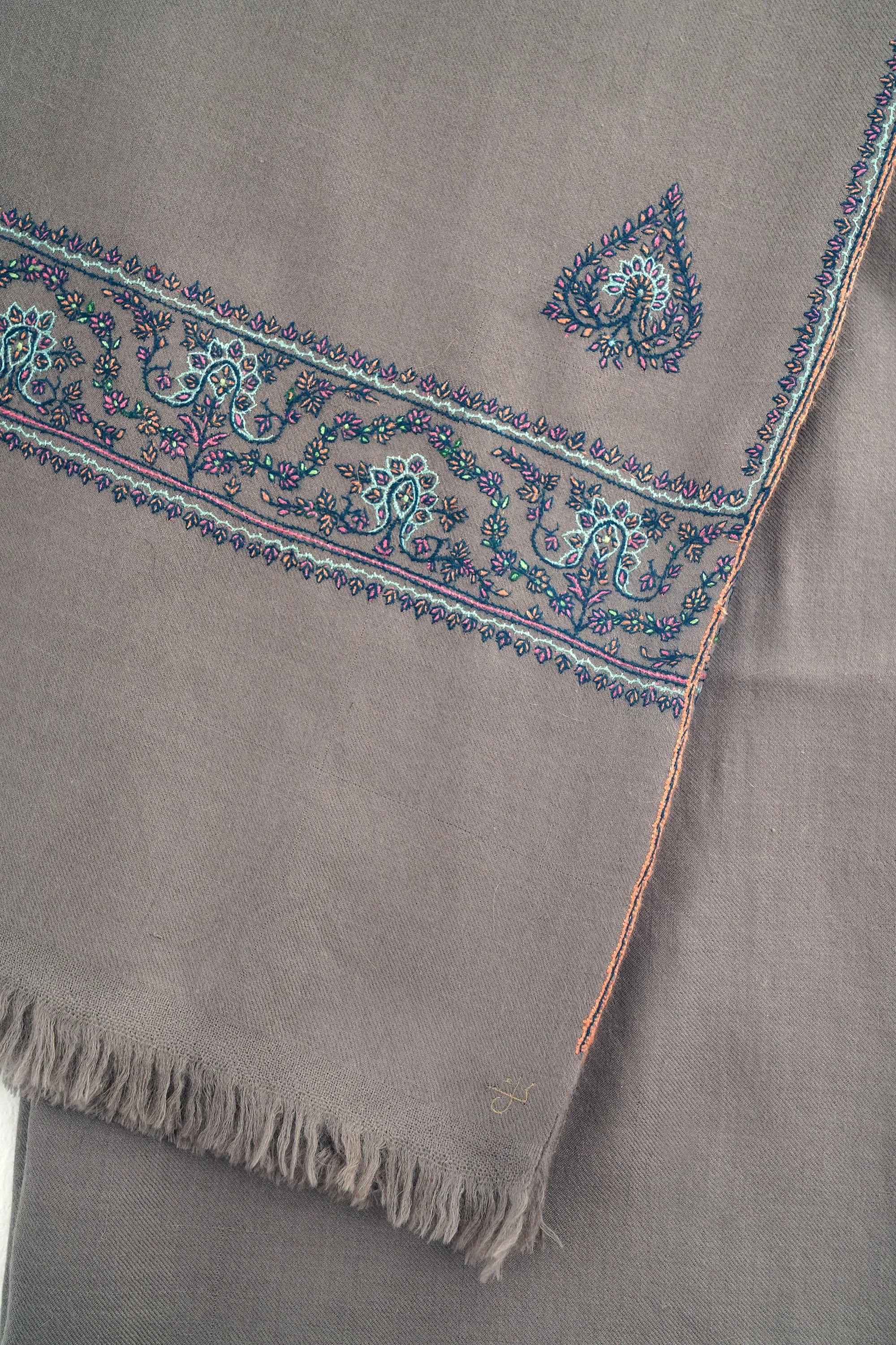 Sozni Nazlidor Butidar Hand Embroidered Pashmina Shawl Pebble