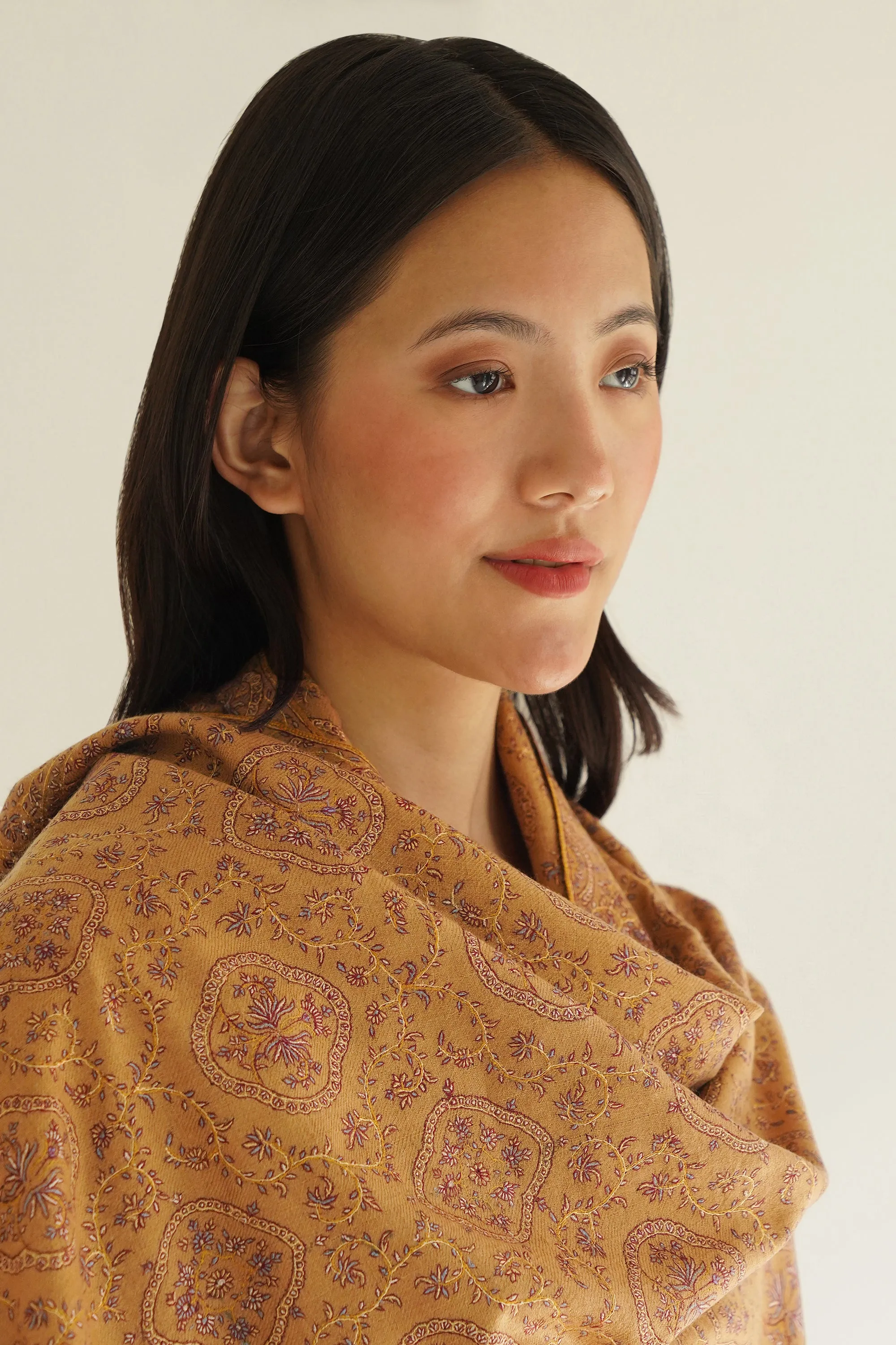 Sozni Resham Neem Jamawar Hand Embroidered Pashmina Shawl Golden