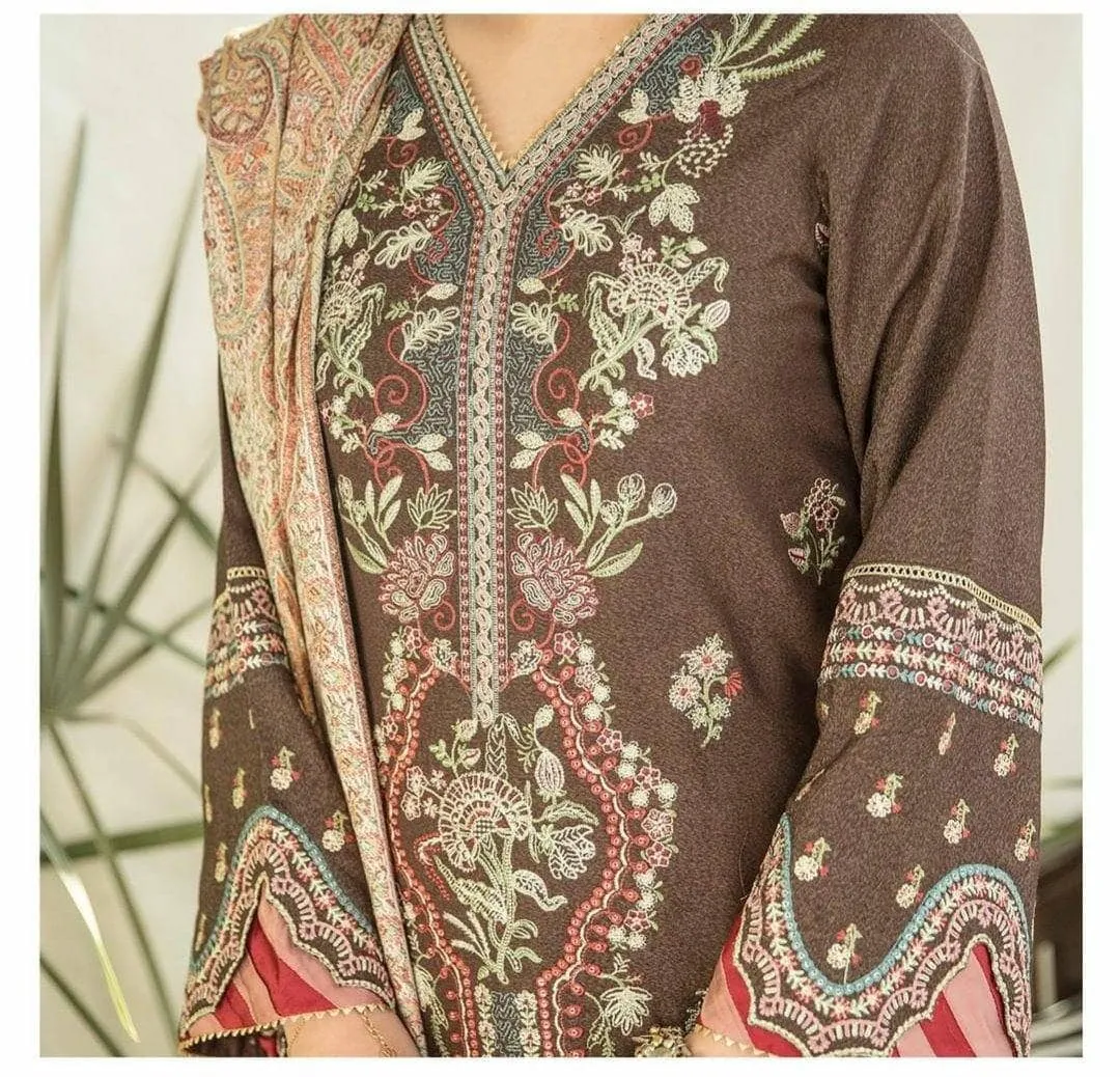 Spotted in Qalamkar Luxury Shawls Collection/KS-04
