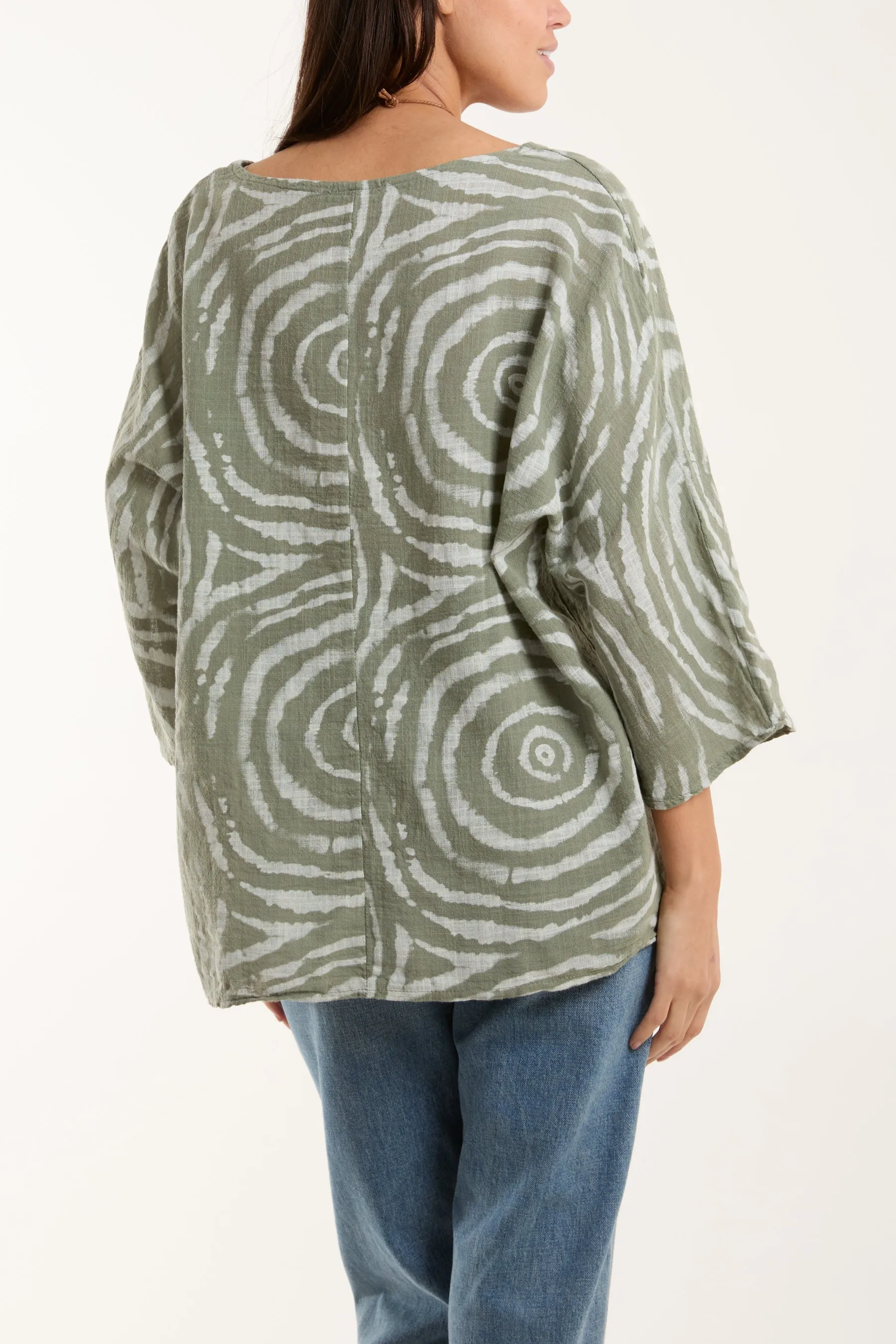 Swirl Necklace 3/4 Sleeve Blouse