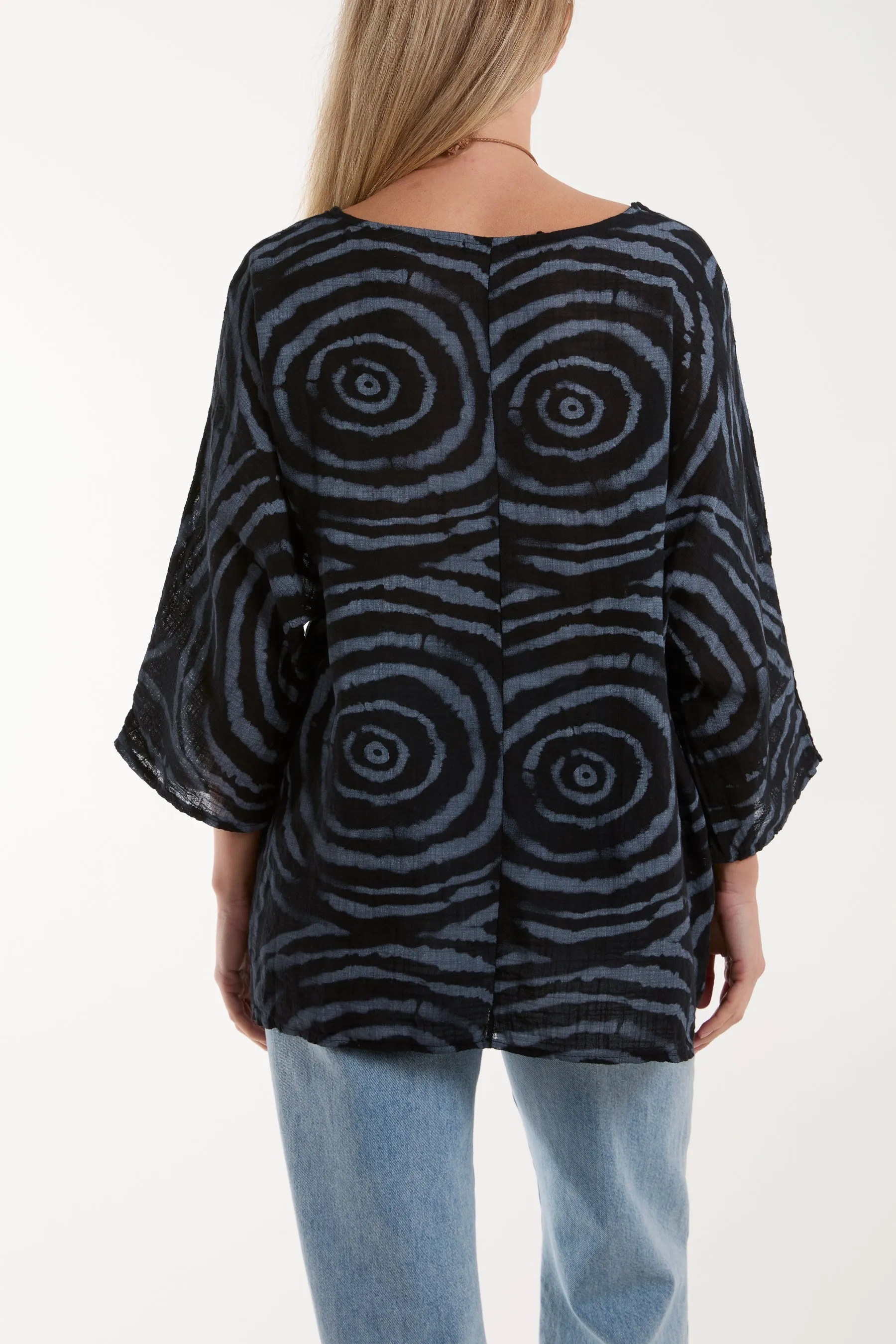 Swirl Necklace 3/4 Sleeve Blouse