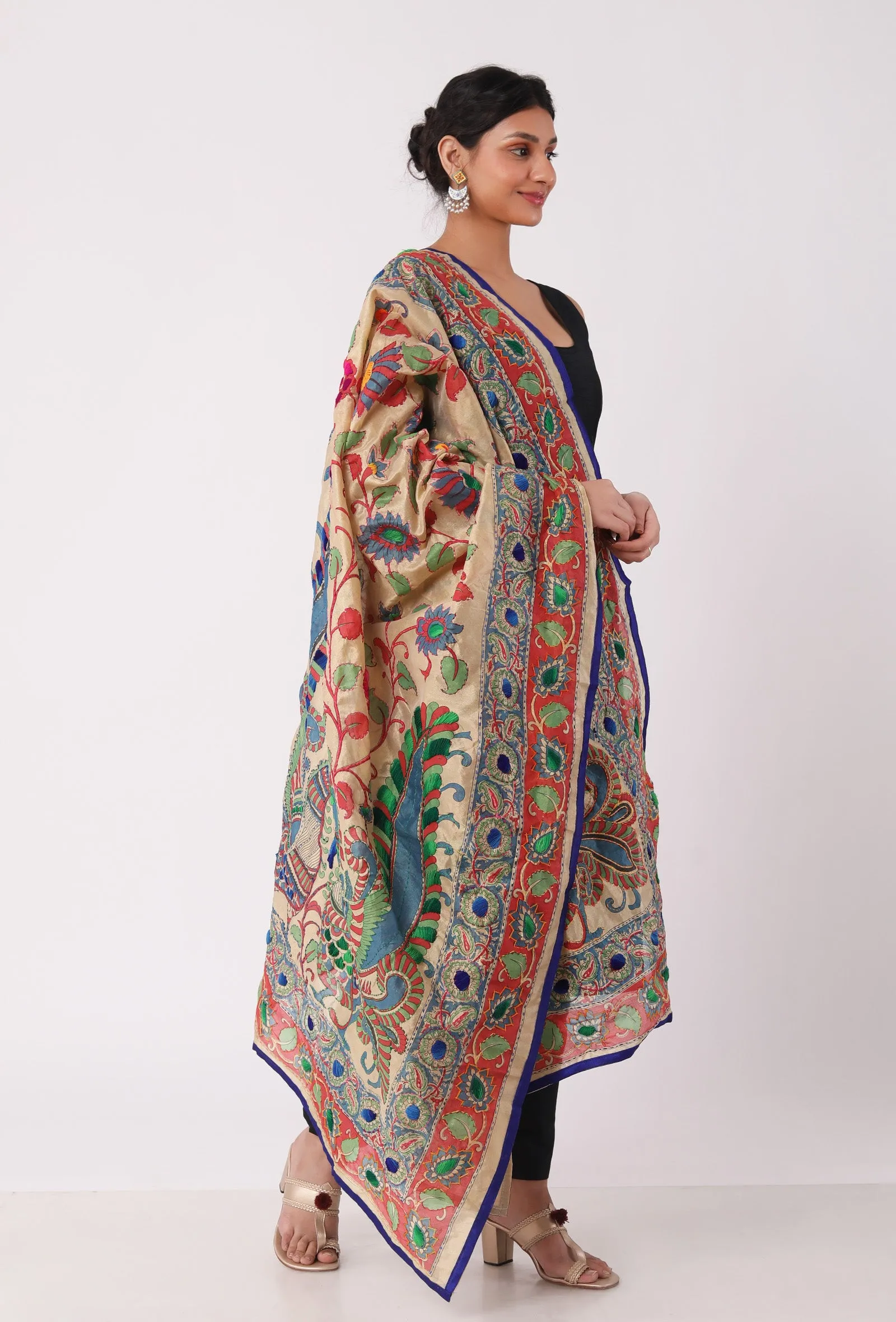 Tanvi hand embriodered kantha silk dupatta