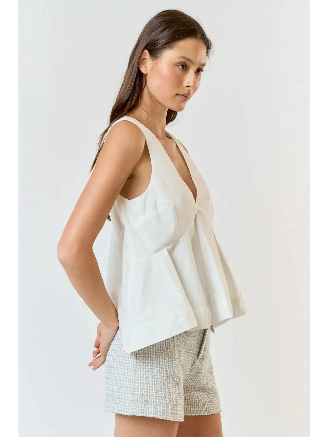 V-neck Sleeveless Flare Top {Off-White}