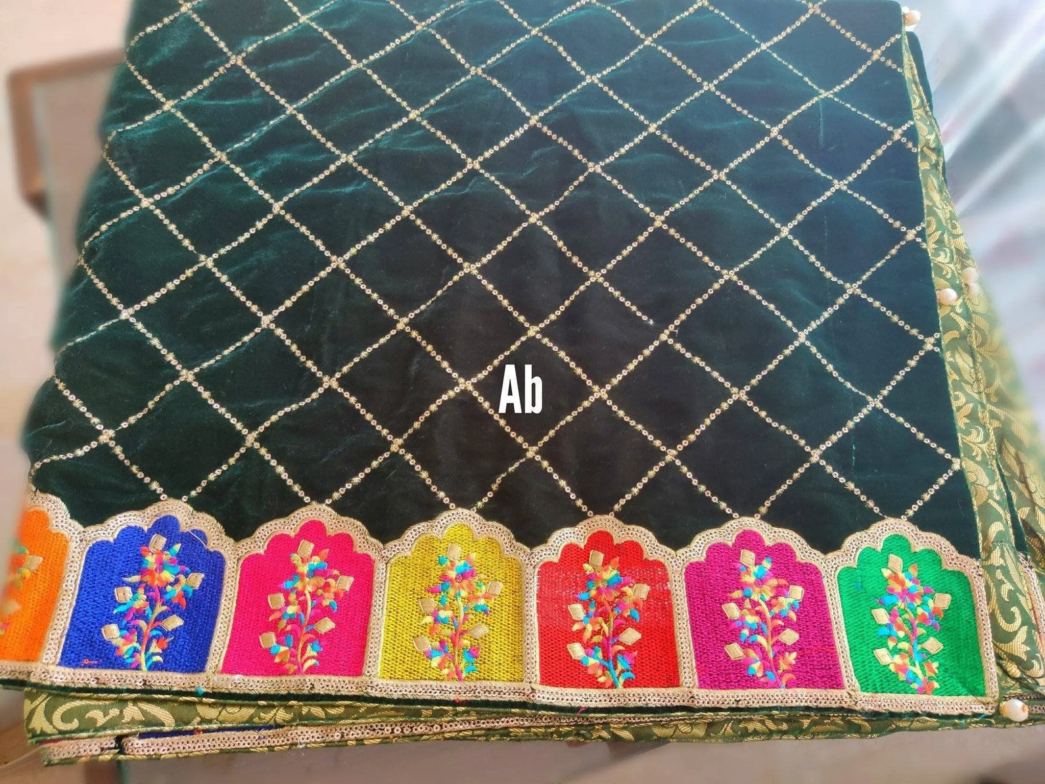 Velvet Embroidered Shawl/D 25\Green