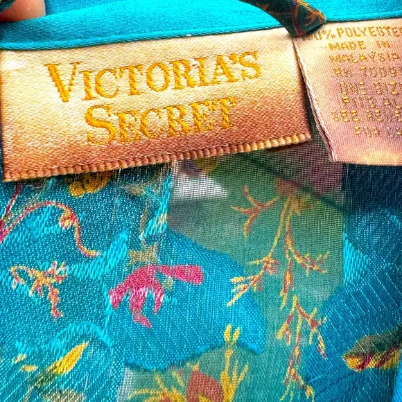 Victoria’s Secret gold label sheer floral embroidered kimono robe