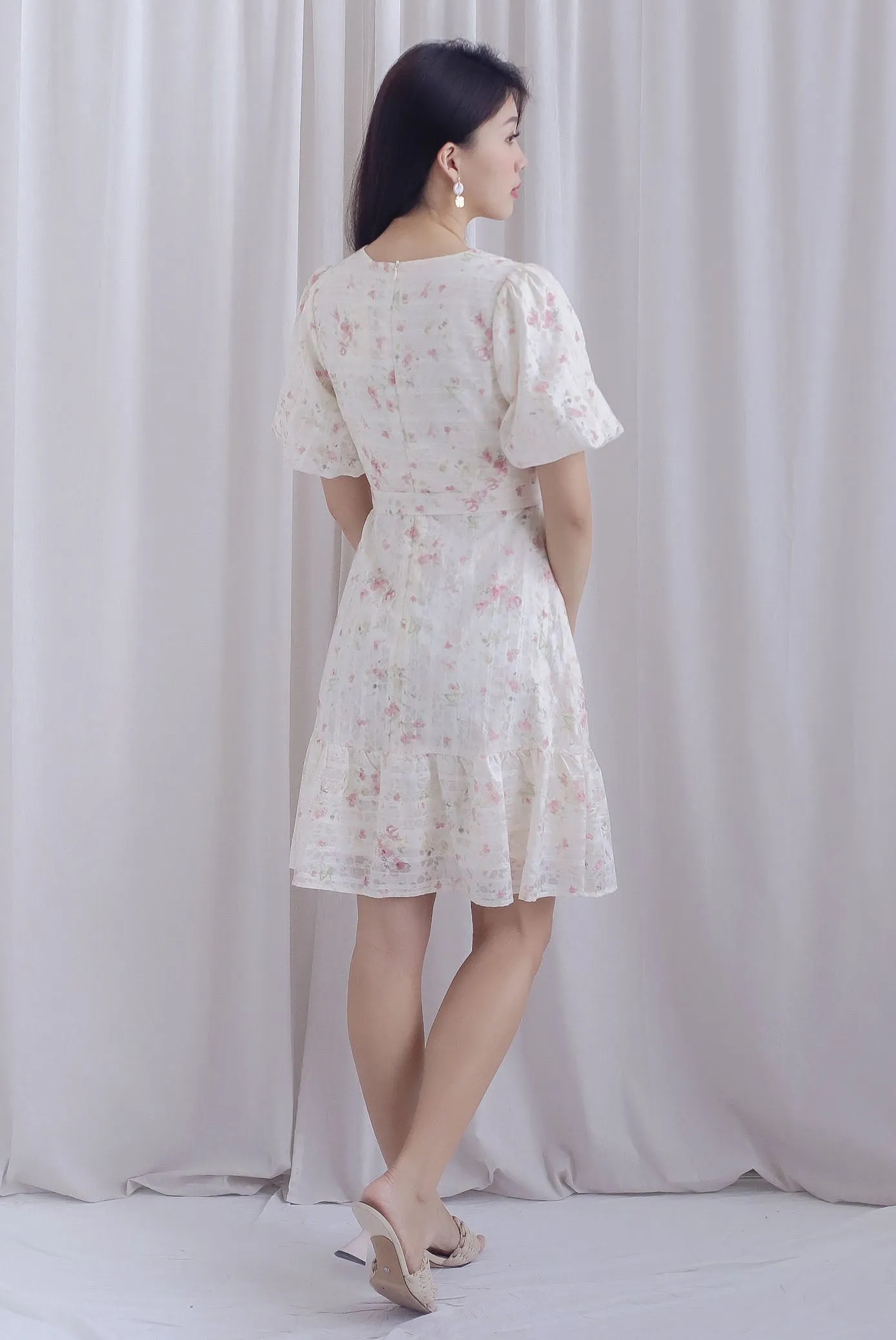 Violet Floral Lattice Puffy Sleeve Babydoll Dress In Pink